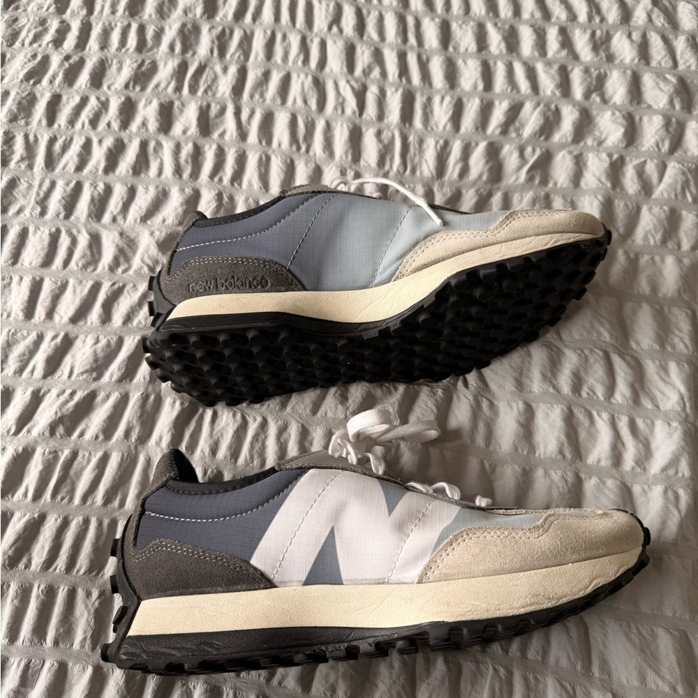 Figs x New Balance Limited Edition size 8 - Picture 2 of 6